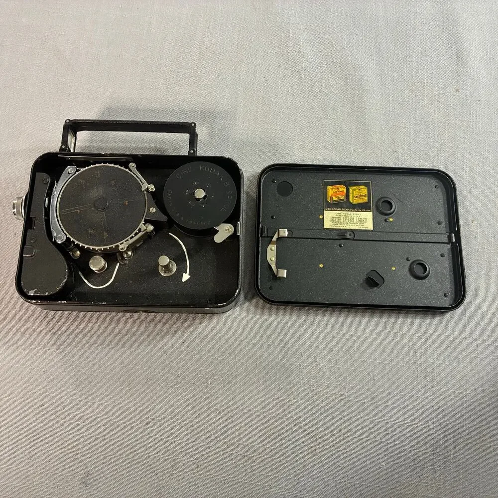 Vintage Cine-Kodak Eight Model 20 8mm Movie Camera Wind-Up Eastman Kodak USA